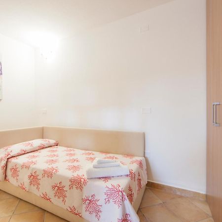 Apartment I Nidi Dei Cormorani Коста Рей Экстерьер фото