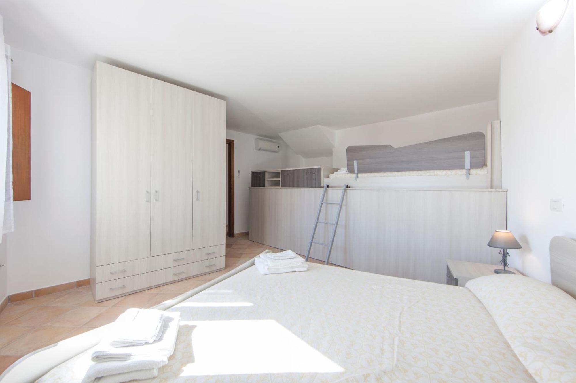 Apartment I Nidi Dei Cormorani Коста Рей Экстерьер фото