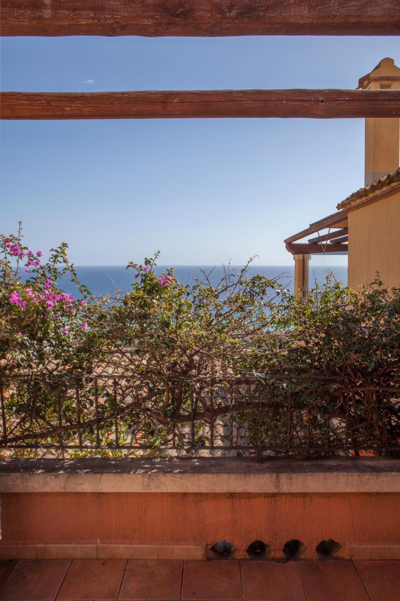 Apartment I Nidi Dei Cormorani Коста Рей Экстерьер фото